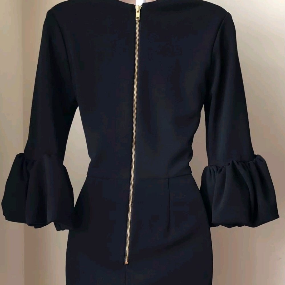 Besty & Adams Bell sleeves dress
